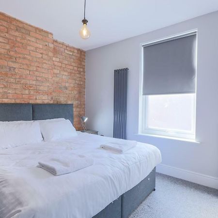 Salisbury Street Guesthouse ロング・イートン エクステリア 写真